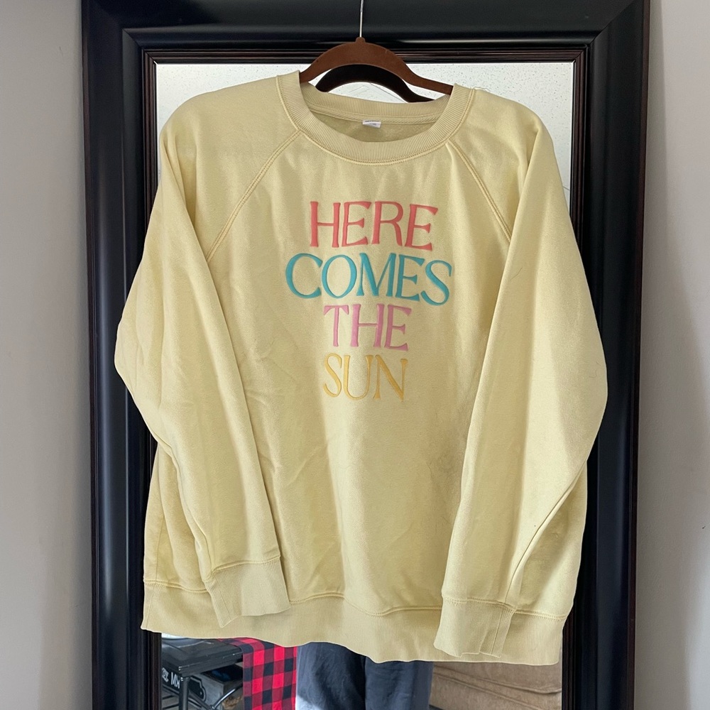 Old Navy Crewneck